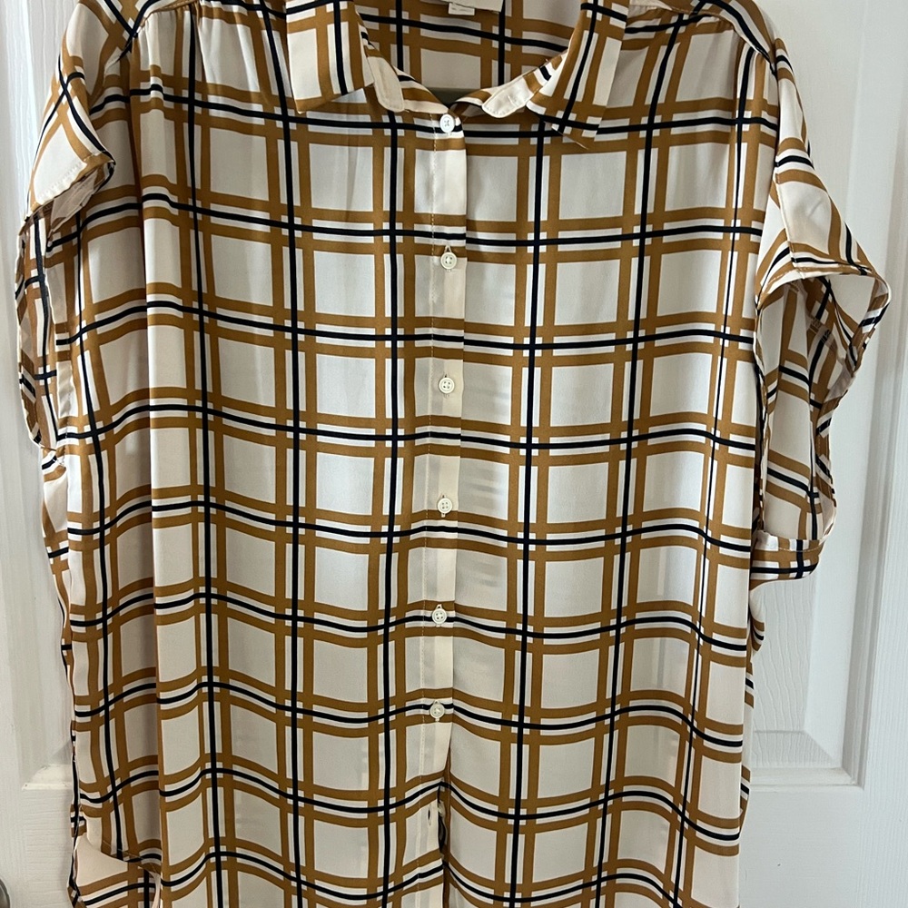 LOFT Beige and Tan Checkered Button-Down Shirt